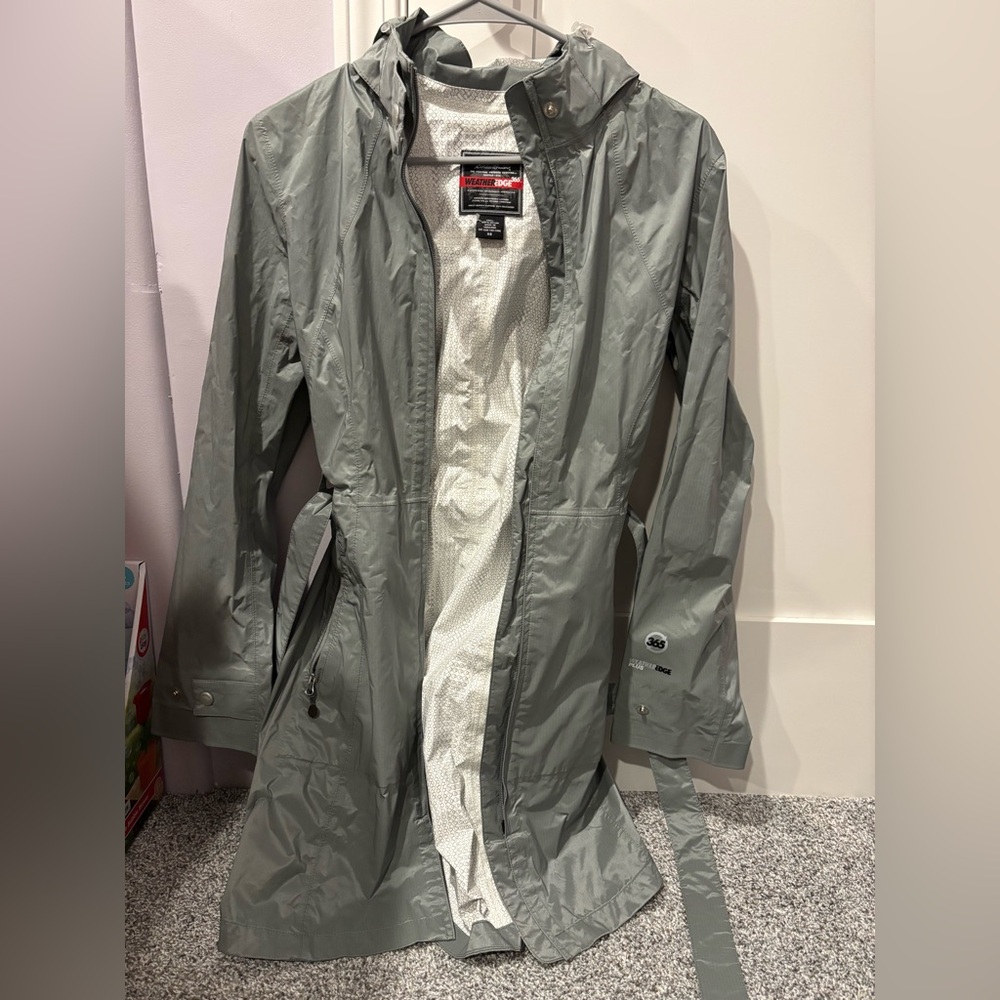 Women's Eddie Bauer Gray Weatherproof Raincoat XS